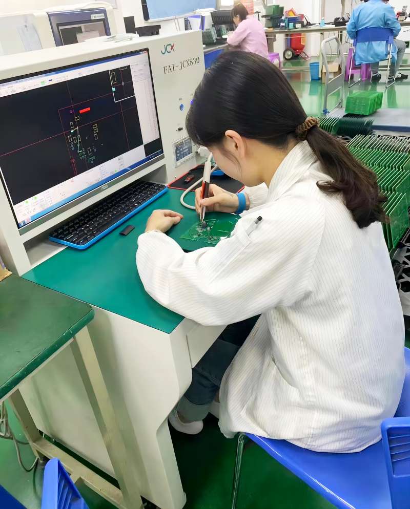 探究PCBA加工中元器件錯位的多維度成因